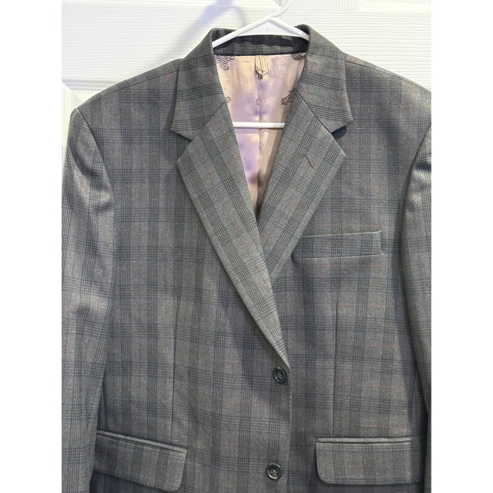Fitwell Tailors Grey Plaid Blazer Burgundy Elbow Patches‎ Bespoke Sport Coat